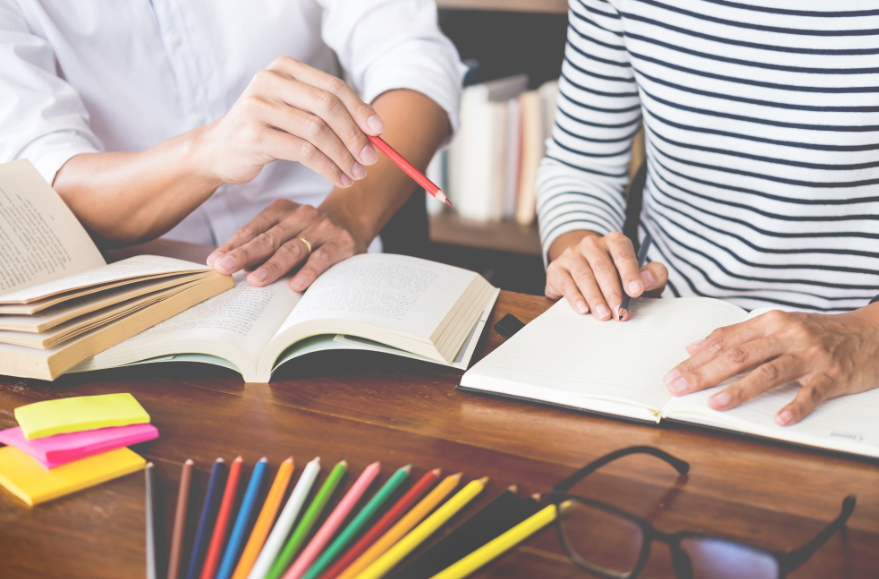 Understanding Common Challenges in Learning English and How a Tutor Can Assist