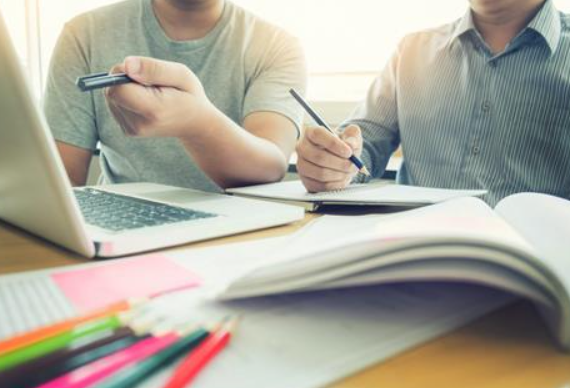 Boost Grades and Confidence: How a Private Tutor Can Make a Difference